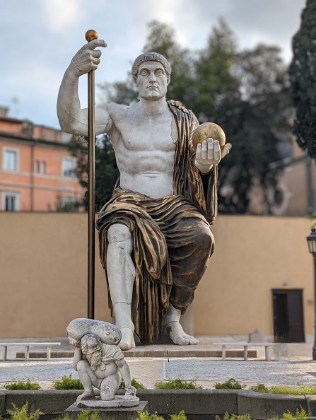 estatua de Constantino 